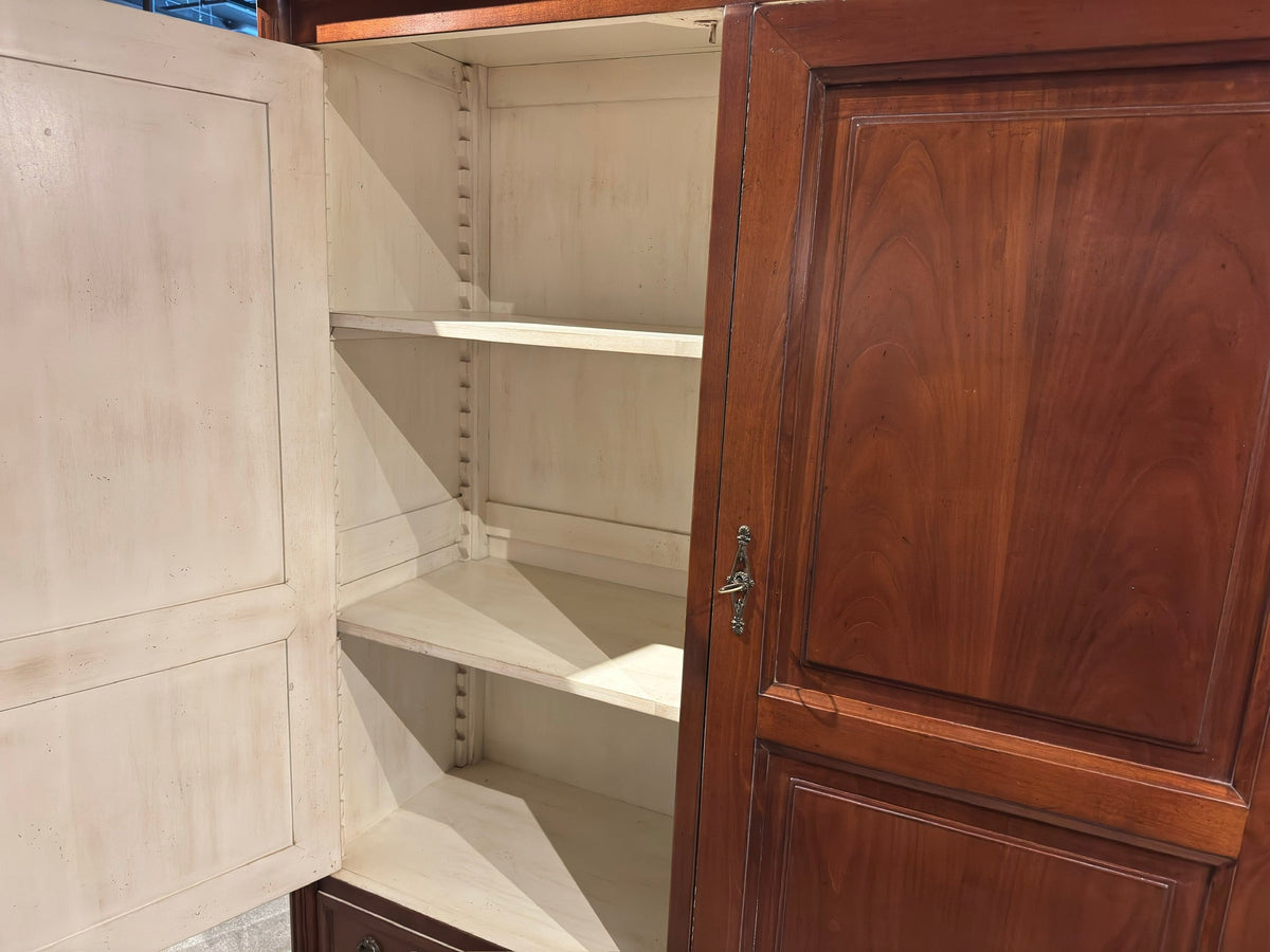 Schrank Ermitage