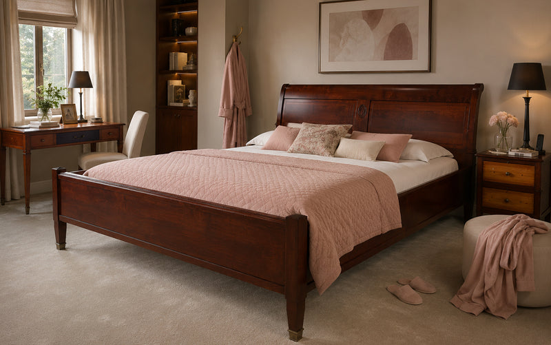 Bett Directoire