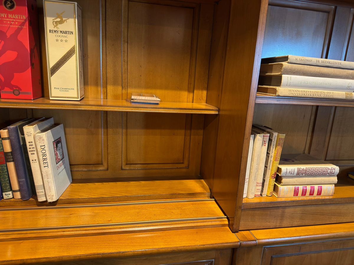 TV-Schrank Directoire