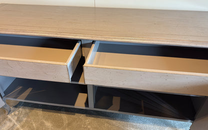 Medaillon-Sideboard