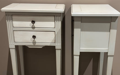 Hermitage Table