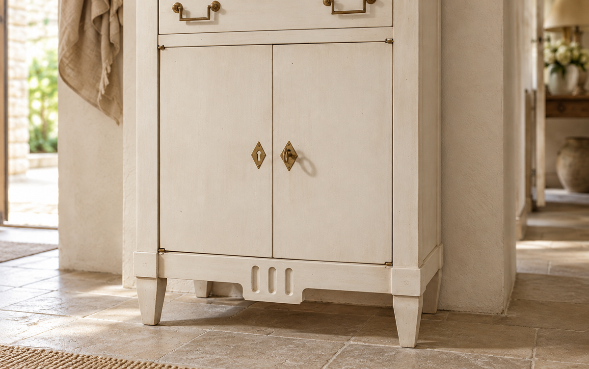 Flurschrank Ermitage