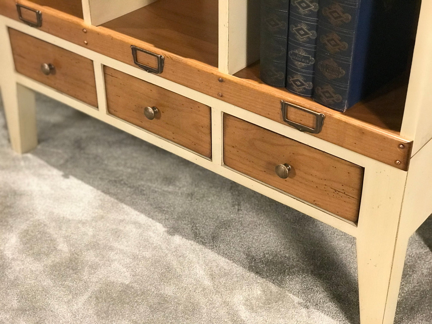 Boekenkast Atelier de Paris