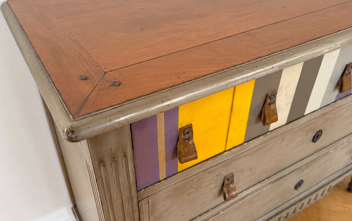 Jacob's chest of drawers