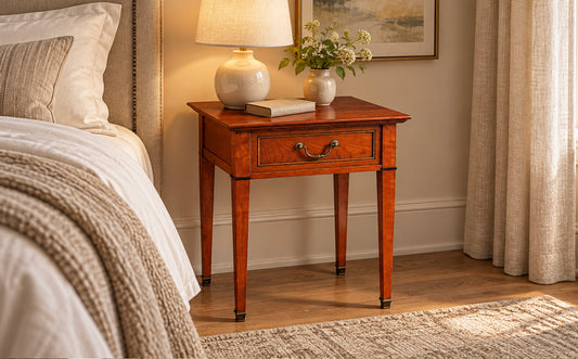 Directoire Nachttisch mit 1 Schublade