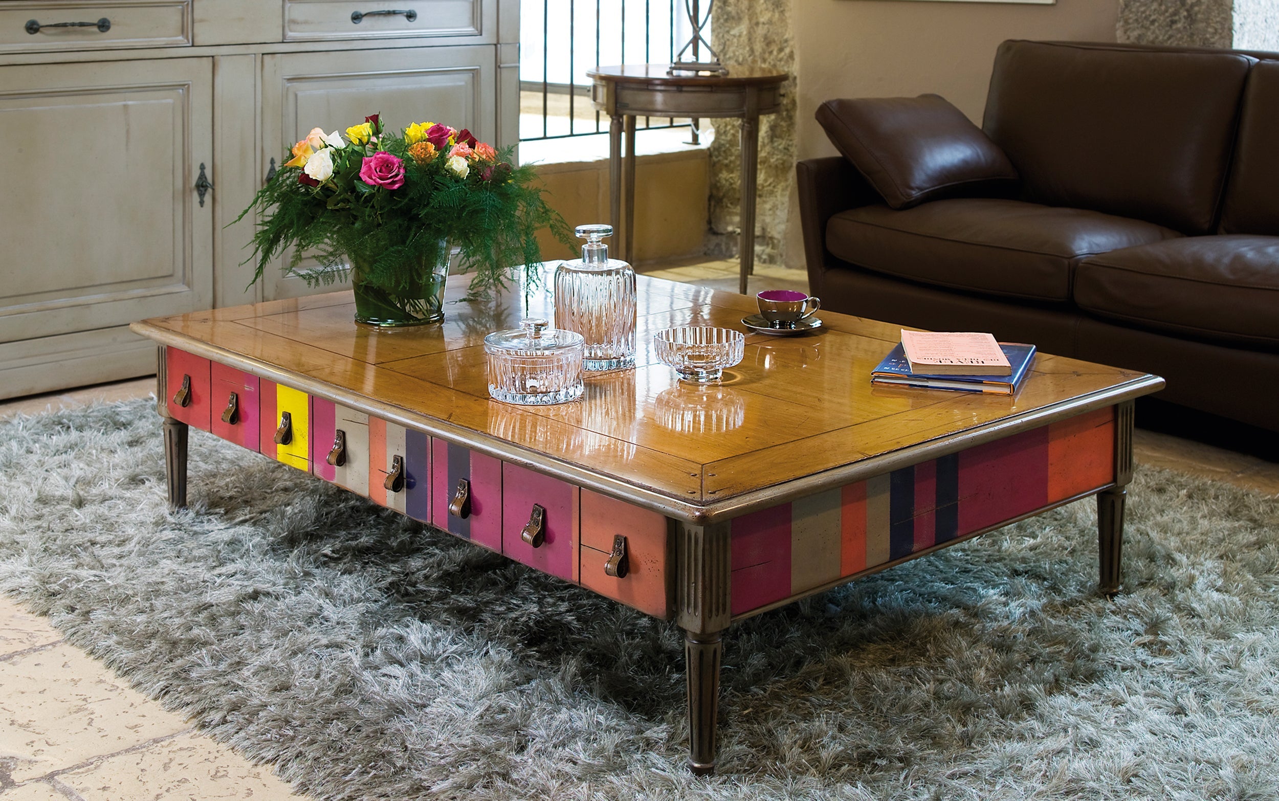 Jacob Grand coffee table – New Grange Collection