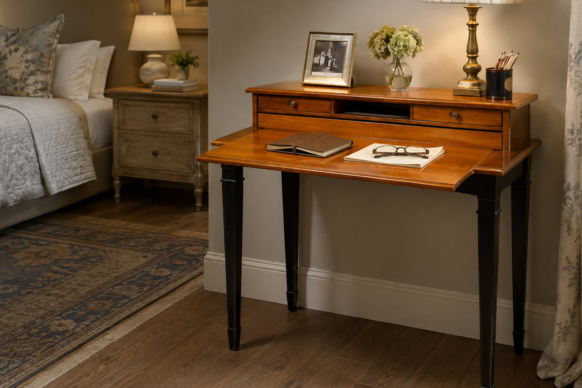Writing table Directoire