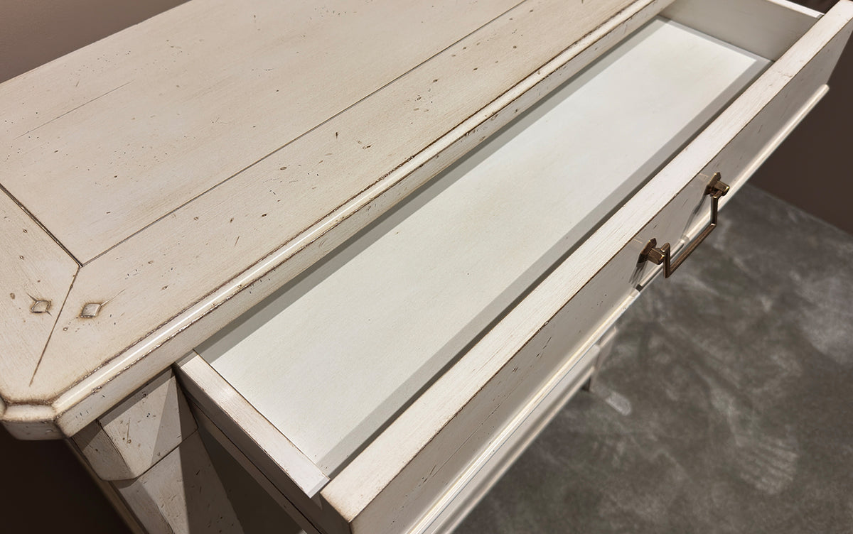 Statler cabinet